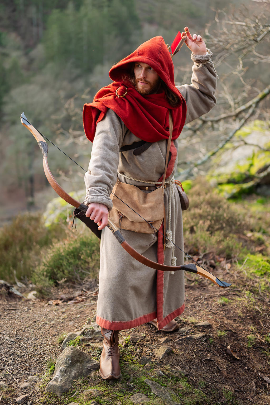 Hunten Robe Skyrim Nord Cosplay - Red Hooded Robes Hunter by Carancerth on DeviantArt