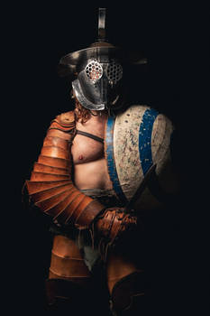 Roman Gladiator - Hoplomachus