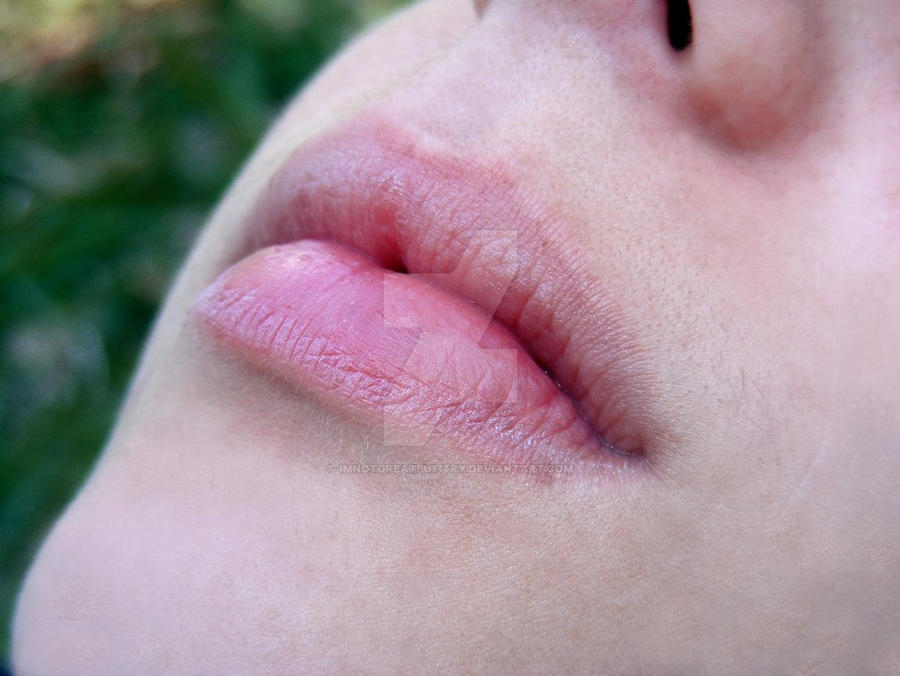 Lips by ImnotgreatbutItry on DeviantArt