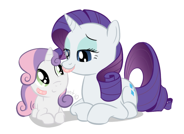 Rarity bandaging up Sweetie