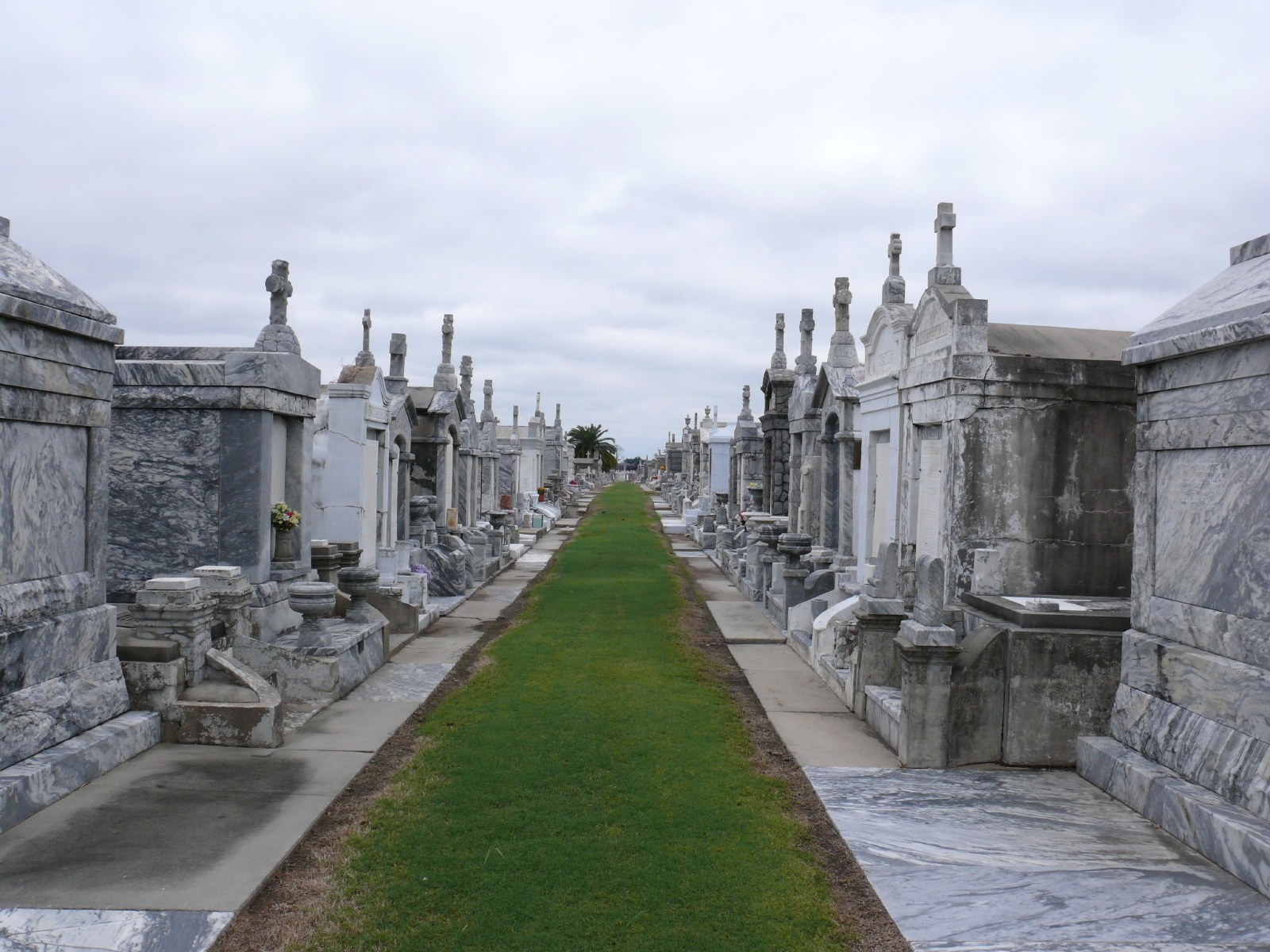 New Orleans Graveyard Nov07 01