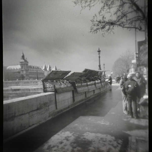 822 - Holga in Paris