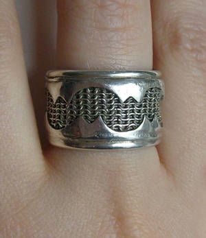 Knight's ring