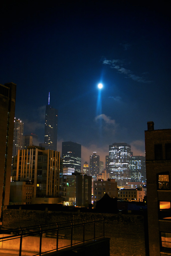 moon over chicago - color