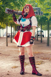Little Red Ashe Cosplay