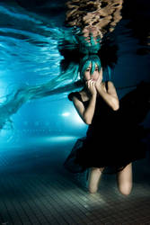 Deep Sea Girl -Hatsune Miku