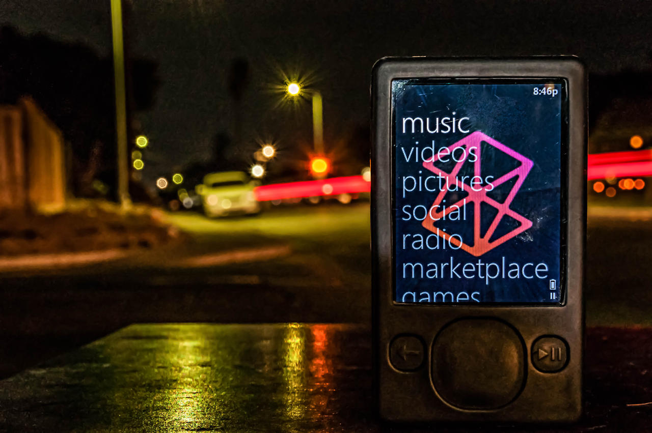 Zune at night - landscape