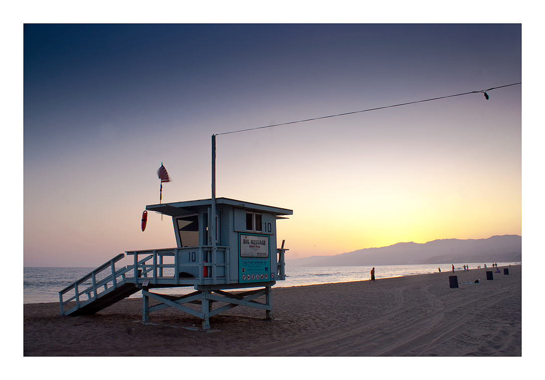 the lifeguard's hut