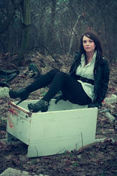 Caroline  and her empty fridge