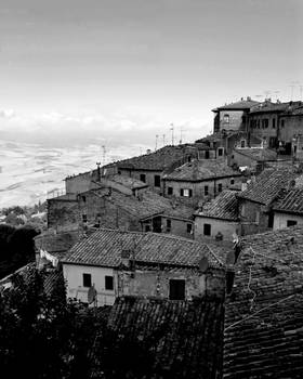 Roofs of Volterra