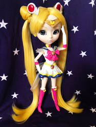 Super Sailor Moon