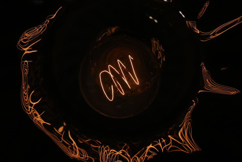 Light Bulb Gd Deviantart Light Bulb by XLittleDoveX on DeviantArt