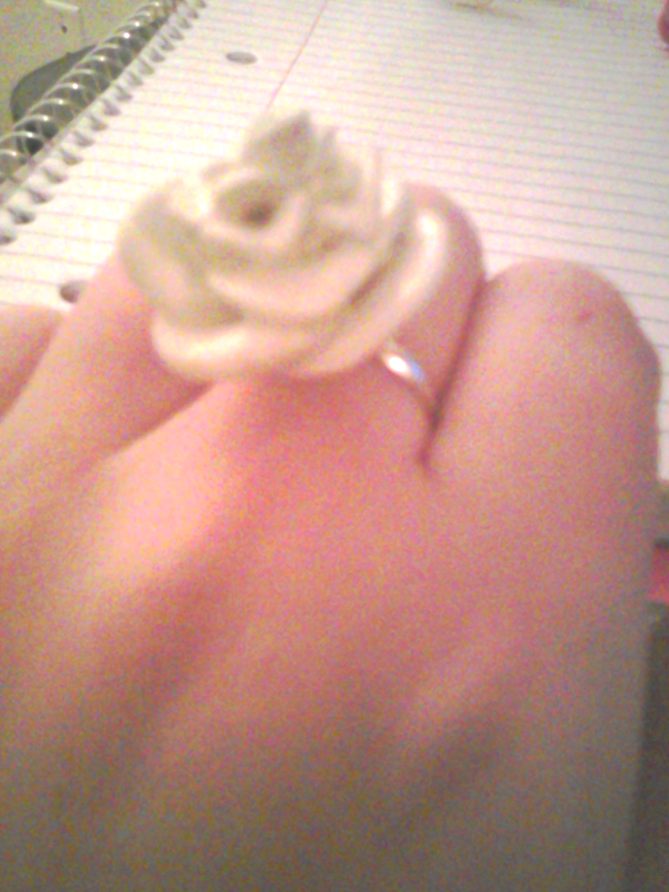 White rose ring