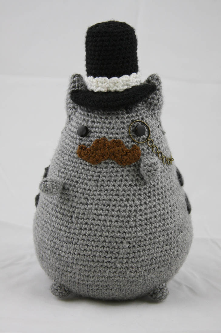 Gentleman Pusheen by CreativeExcess