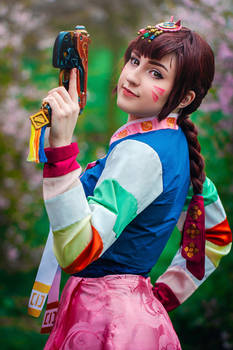 Let's shoot for a new high score! D.Va cosplay