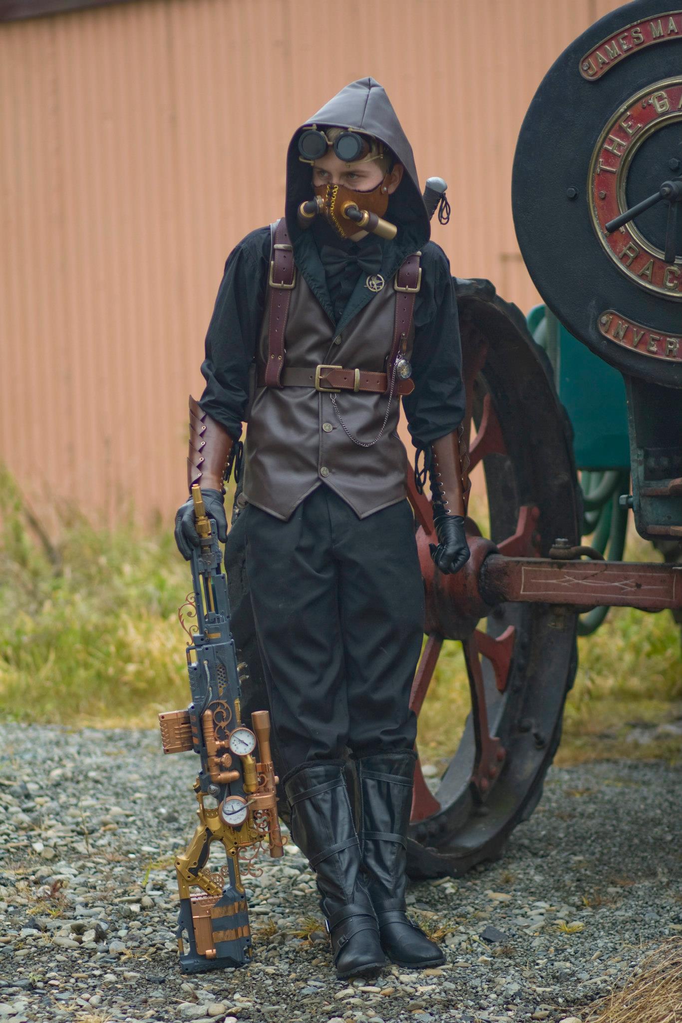 Steampunk Assassin Outfit - Photo 4