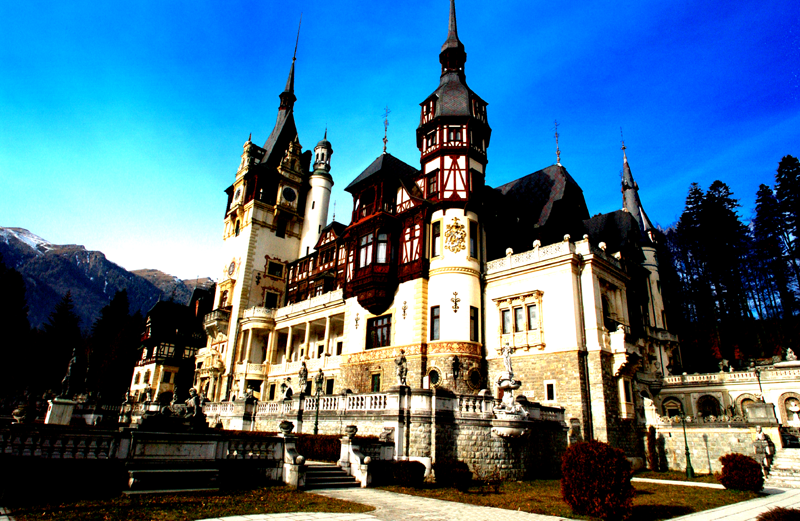 Peles Palace: Sinaia, Romania