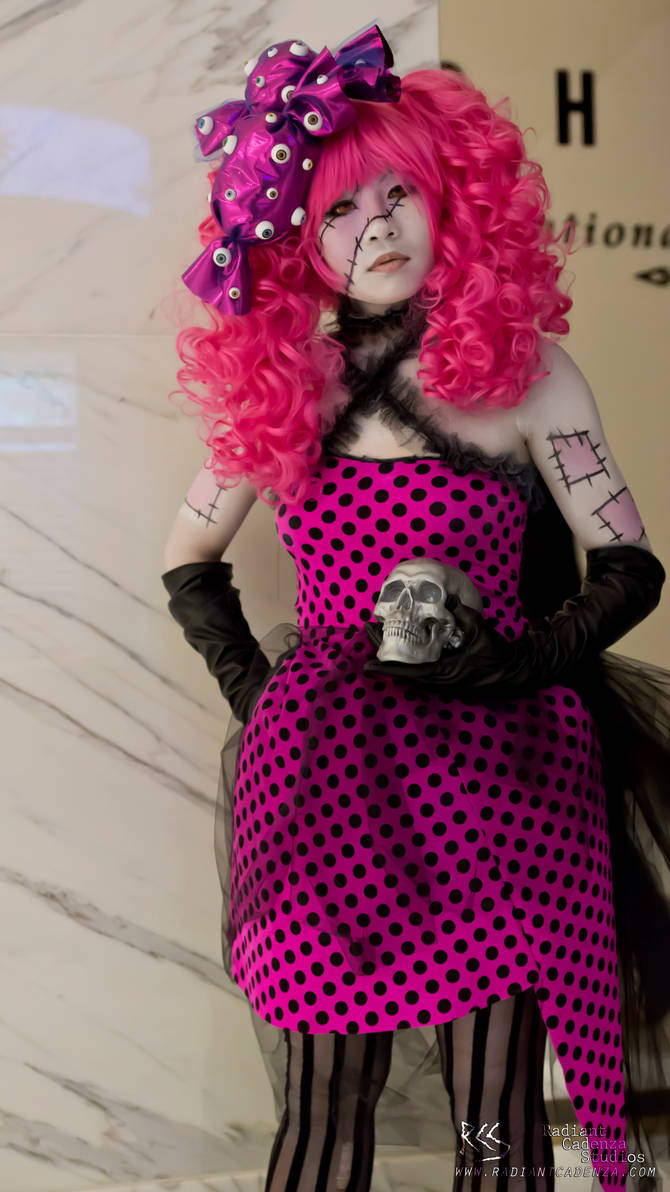 The Candy Addict by Radiant-Cadenza
