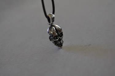 Dishonored Necklace