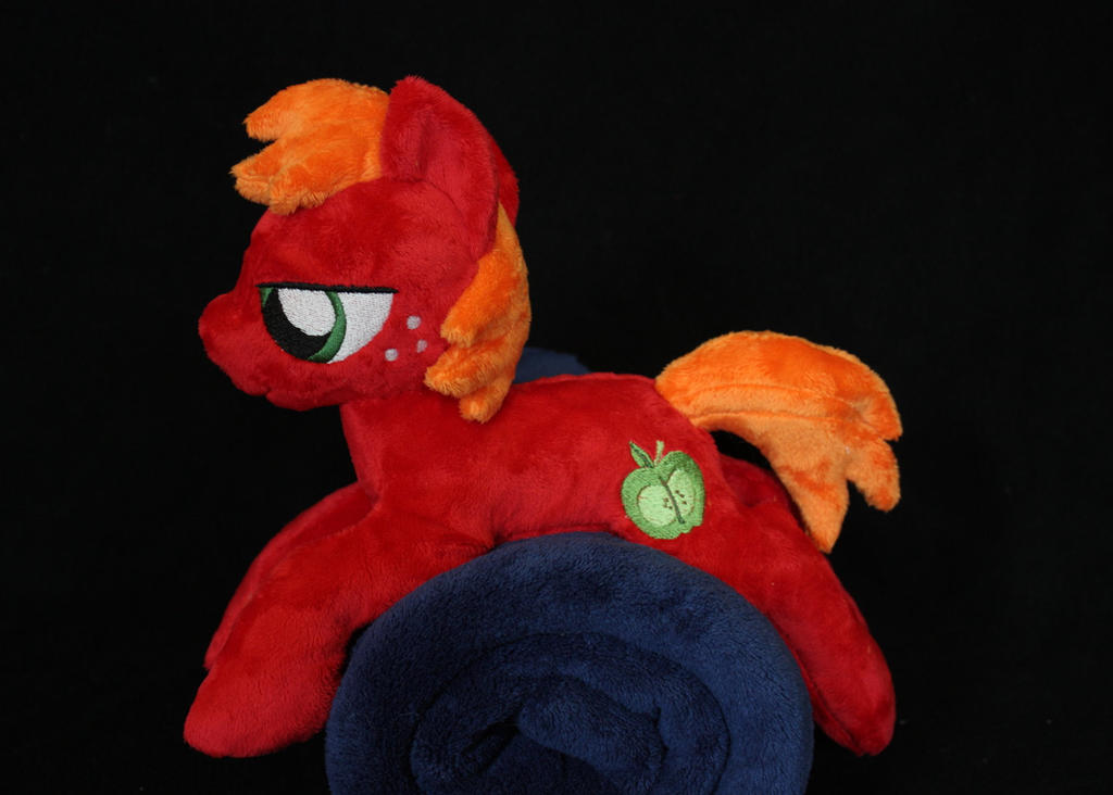 Big Macintosh Shoulderpony