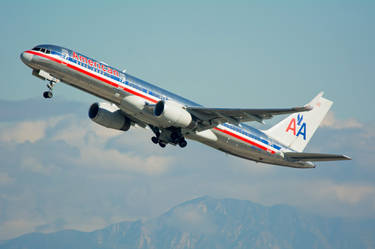 American Airlines Boeing 757 N687AA