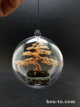 Wire bonsai tree ornament by Ken To