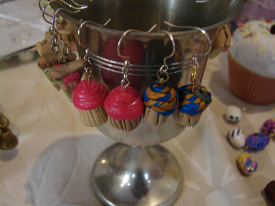 Cupcake earrings