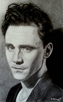 Tom Hiddleston