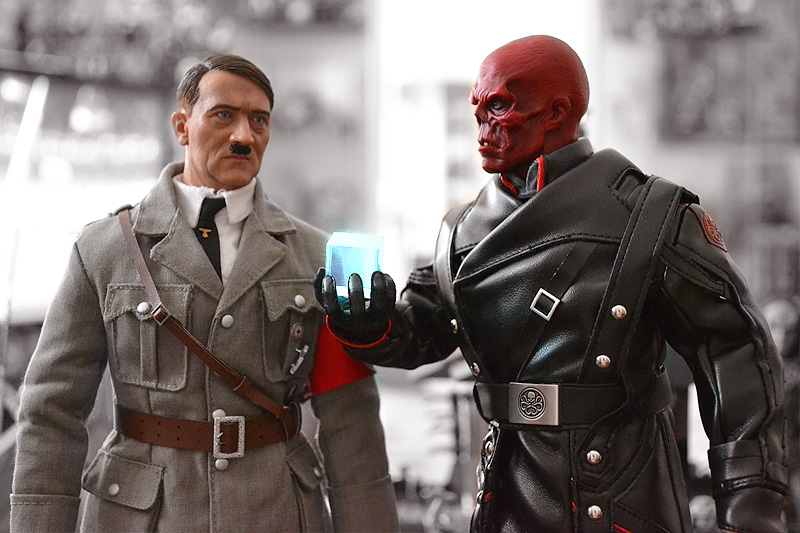 Hot Toys Red Skull: Turning the Tide of the War