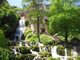 The waterfall town