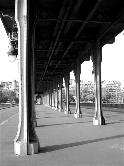 Paris - Under the bridge