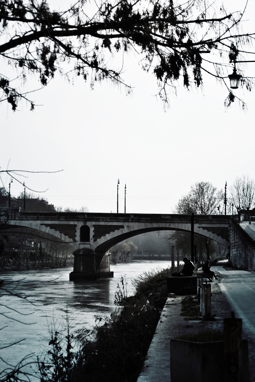 Lungotevere cycle street