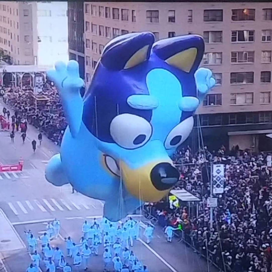 Big Bluey Balloon by JoeyHensonStudios on DeviantArt