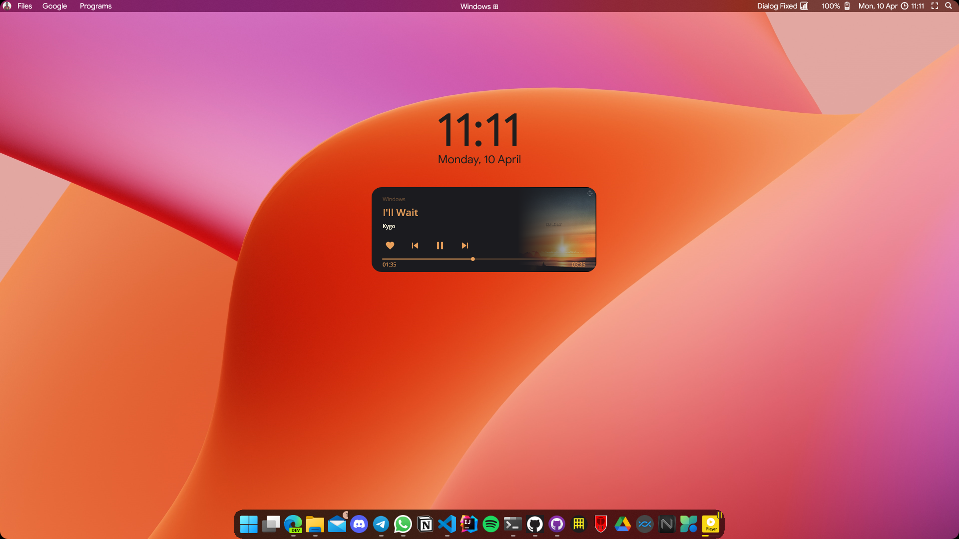 Desktop Setup by 54M33R4 on DeviantArt