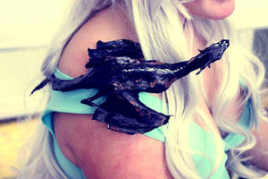 Cosplay - Khaleesi and Drogon