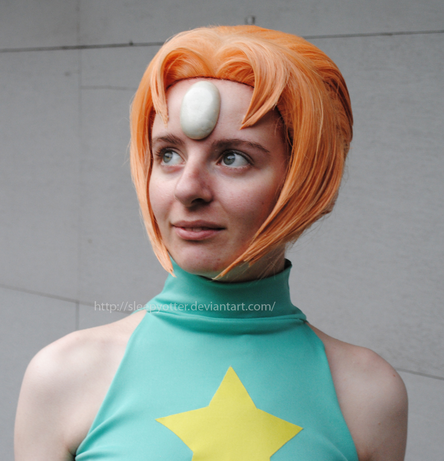 Steven Universe Pearl - Close Up