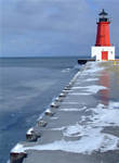 Menominee Lighthouse by s-a-r-a--n-u-r-m-i