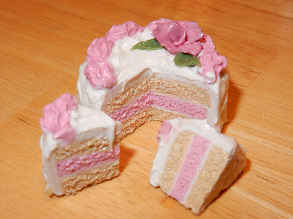 Pink Cake Deviantart Pink cake by SilkTopHatSally on DeviantArt