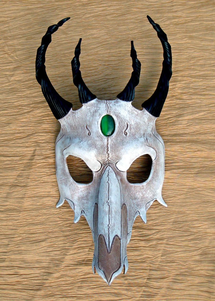 Dragon Skull Leather Mask 1