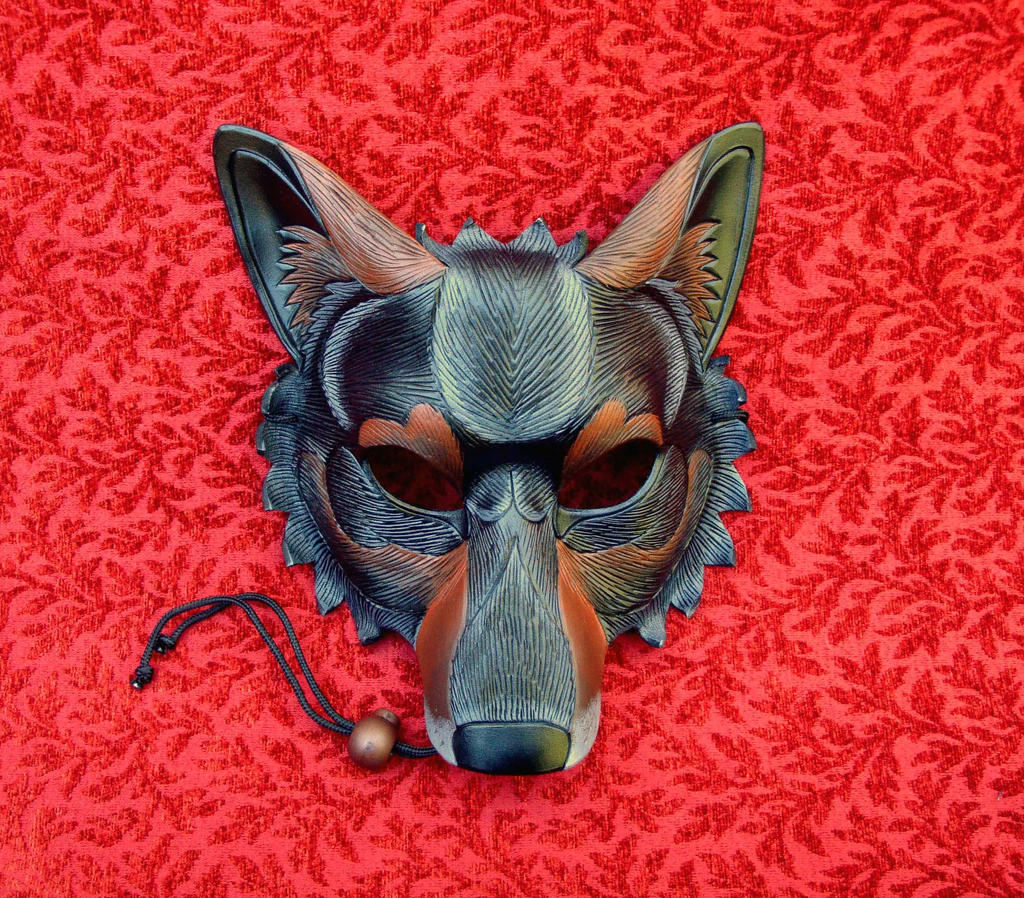 Red Wolf mask being worn by merimask on DeviantArt