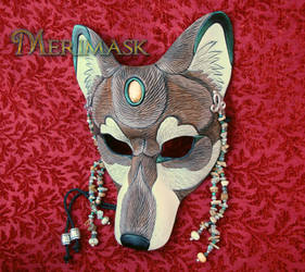 Tawny Jasper Labradorite Wolf Mask