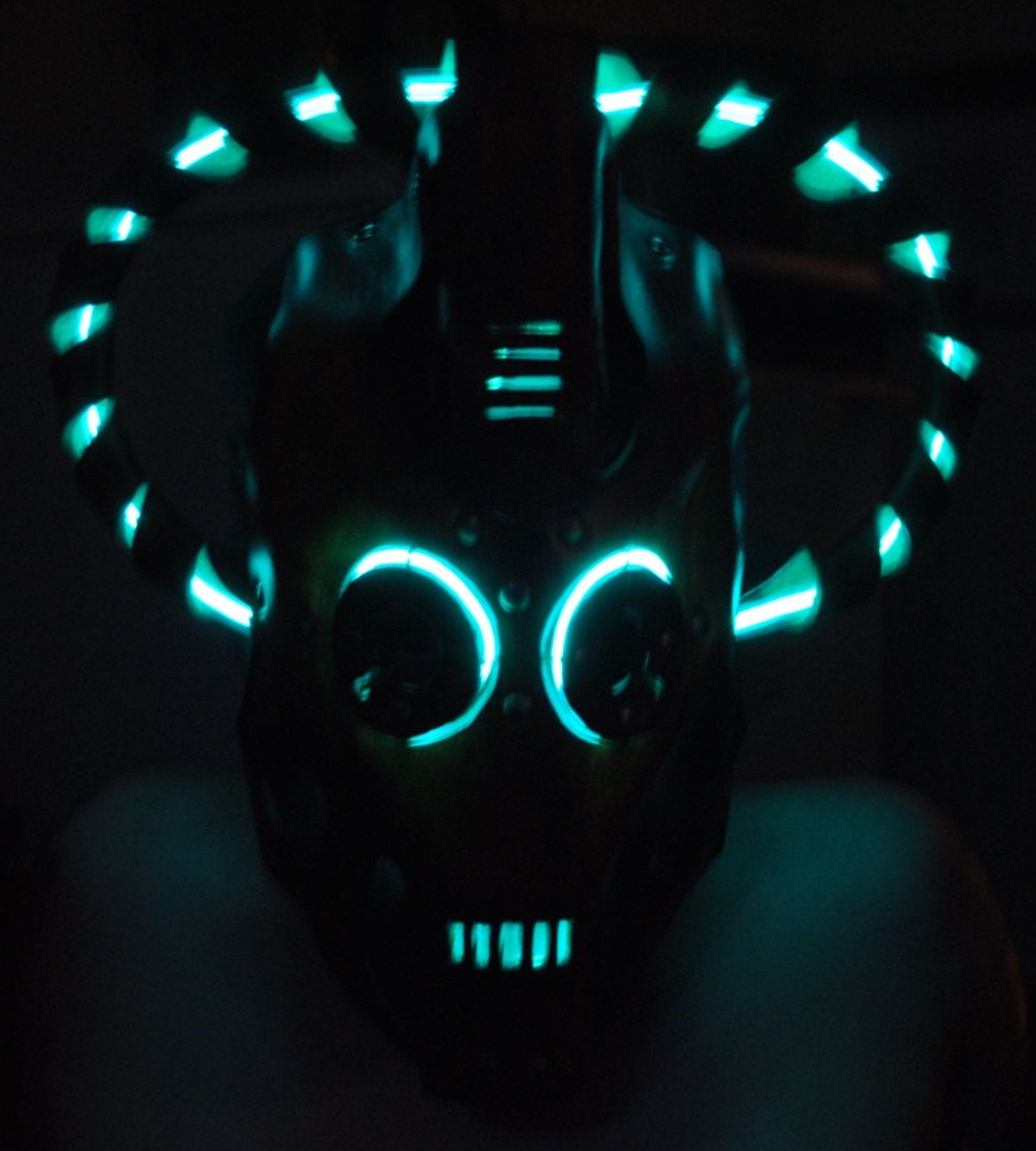 Steampunk Cybermen Mask Glow