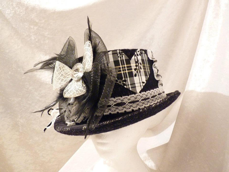 black and white Lolita  top hat