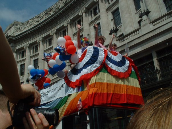 Transgender pride bus 8D -sitb