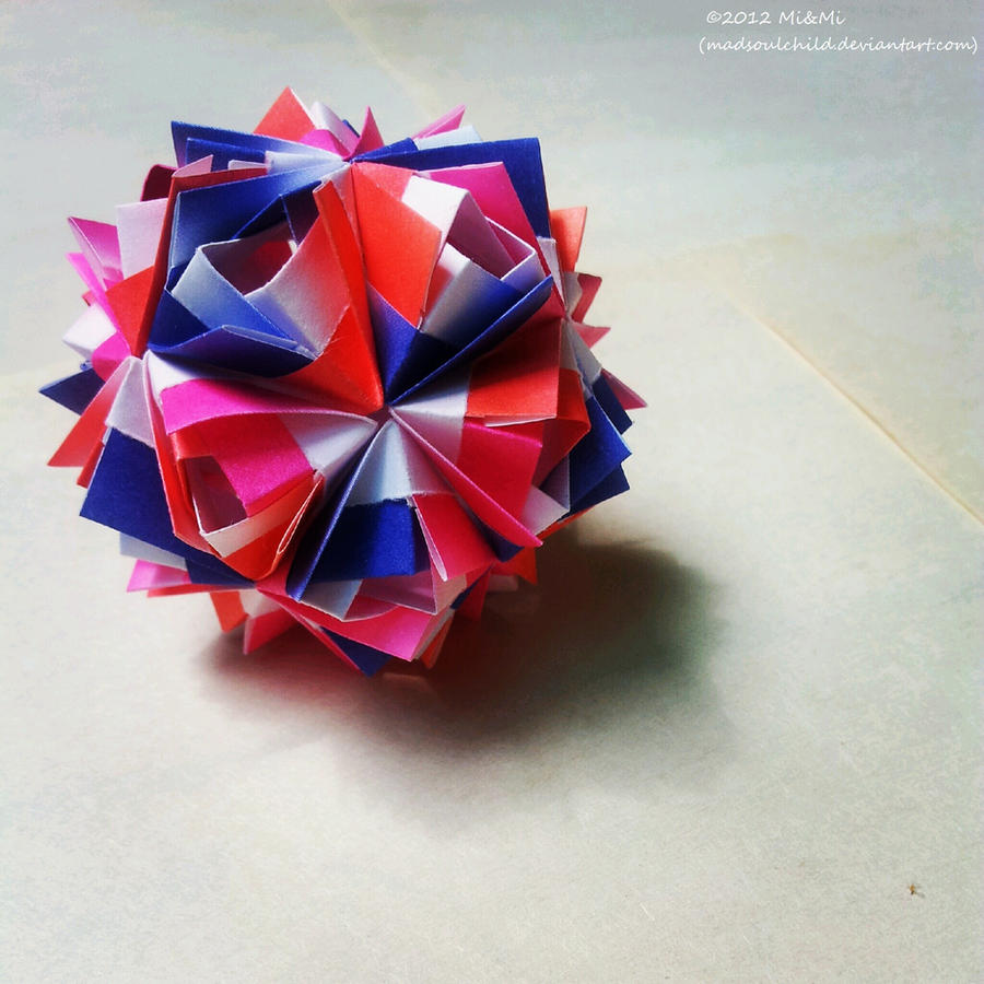 Modular Origami (Etna Kusudama) 2