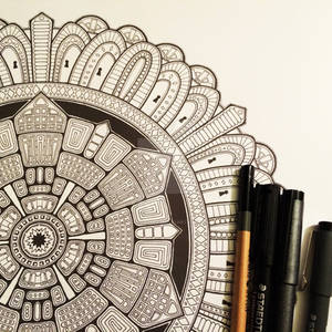 Advanced Mandala Colouring Book Vol 2 - Pic 2 / 2