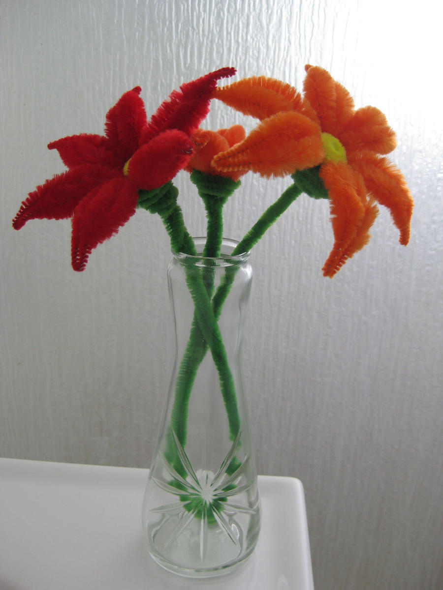 Pipe cleaner flowers with vase by DarkSaberCat on DeviantArt