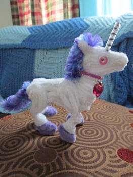 Small Pipe Cleaner Unicorn