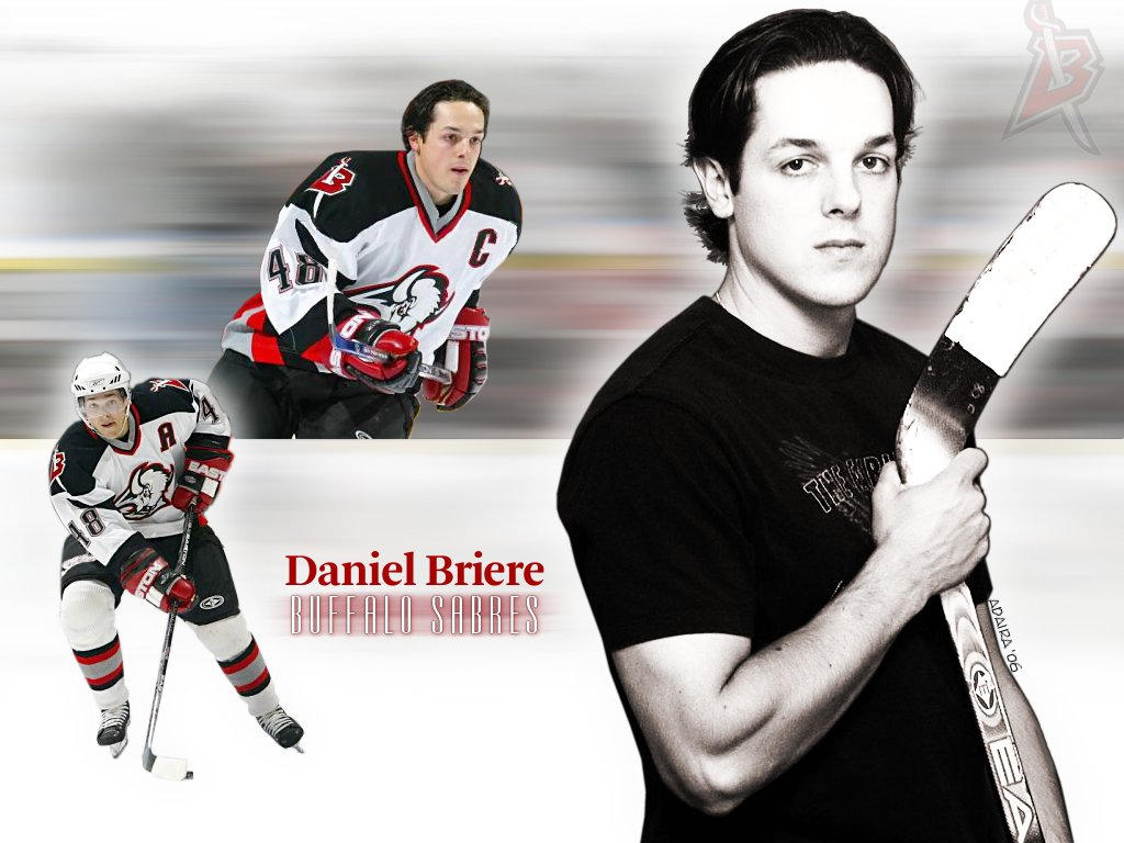 Daniel Briere autographed hockey card (Buffalo Sabres, FT) 2006 Fleer #27