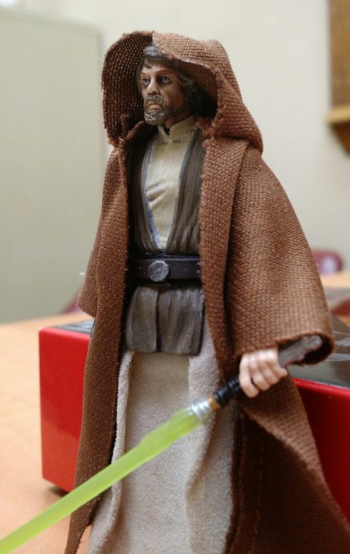 The Force Awakens Luke Skywalker Figure